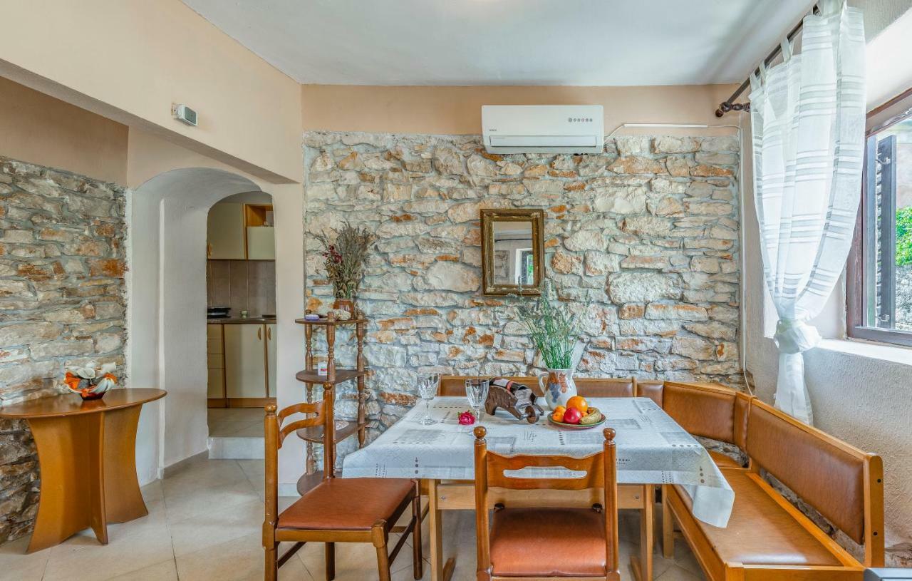 메덜린 Stone House Histria 빌라 외부 사진
