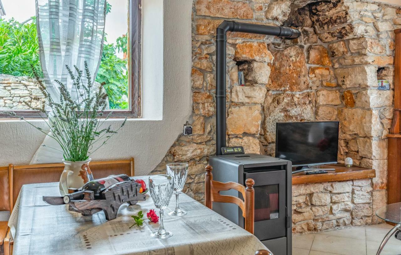 메덜린 Stone House Histria 빌라 외부 사진