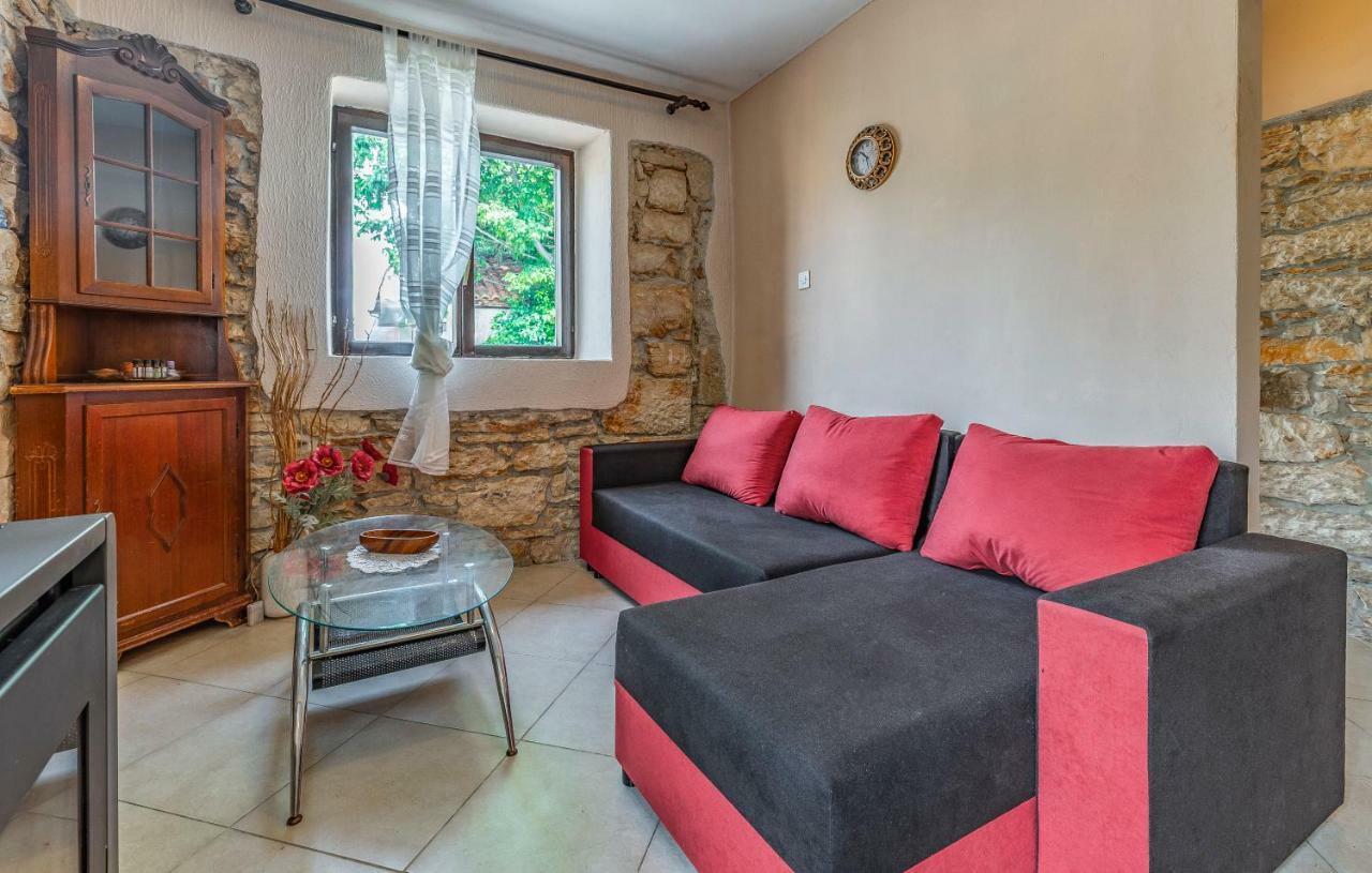 메덜린 Stone House Histria 빌라 외부 사진