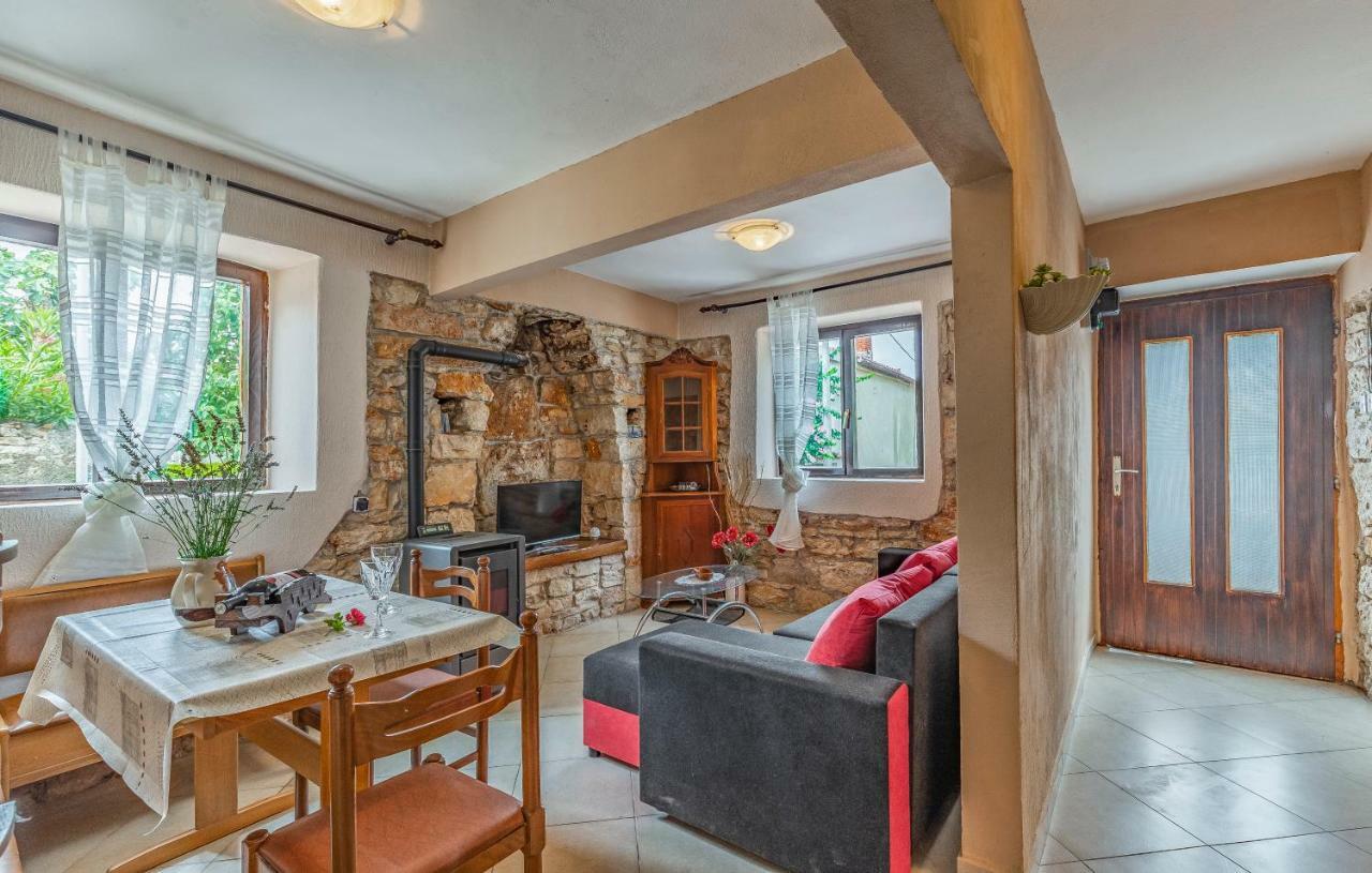 메덜린 Stone House Histria 빌라 외부 사진
