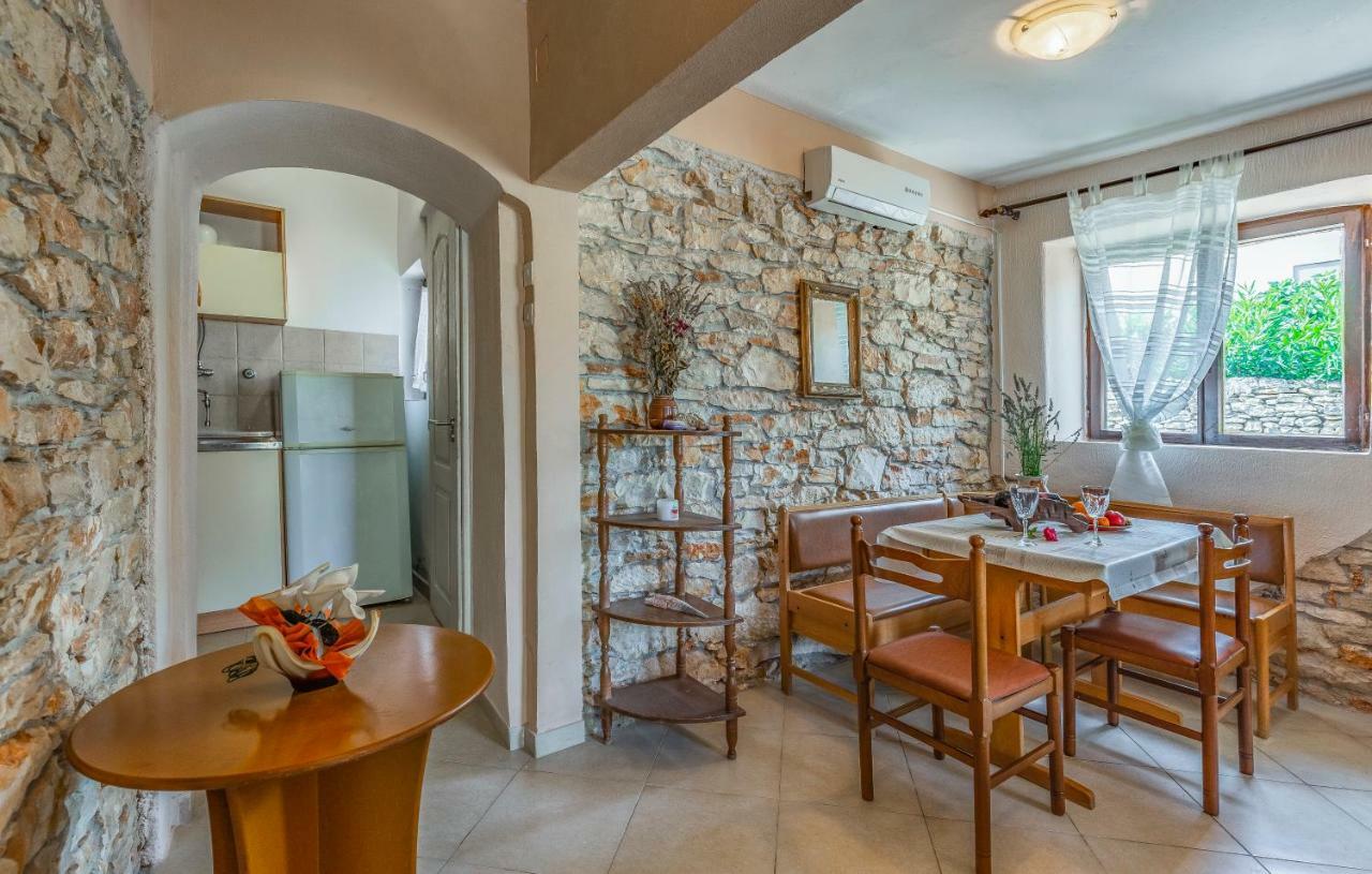 메덜린 Stone House Histria 빌라 외부 사진